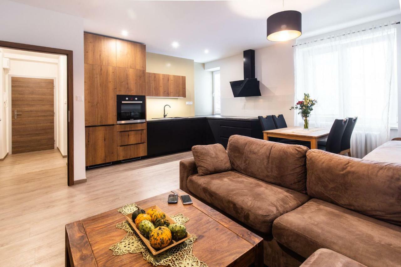 Newly Renovated, Full Equipped And Quiet Apartment Trnava Exterior photo